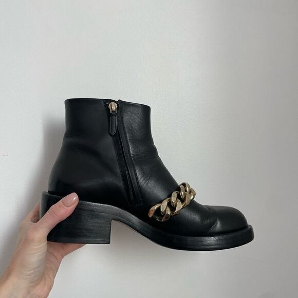 Givenchy Laura Black Calf Leather Gold Chain Boots - Picture 13 of 15